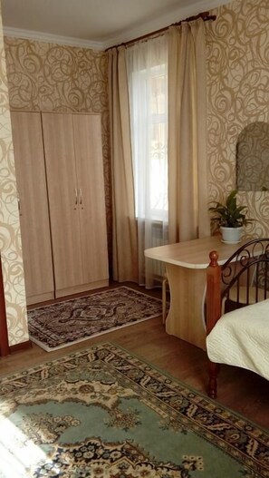 Comfort Twin Room | Blackout drapes, iron/ironing board, free WiFi, bed sheets - Guest House Viator (Almaty)