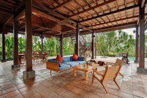 別墅, 多張床, 私人泳池, 山谷景觀 | 起居區