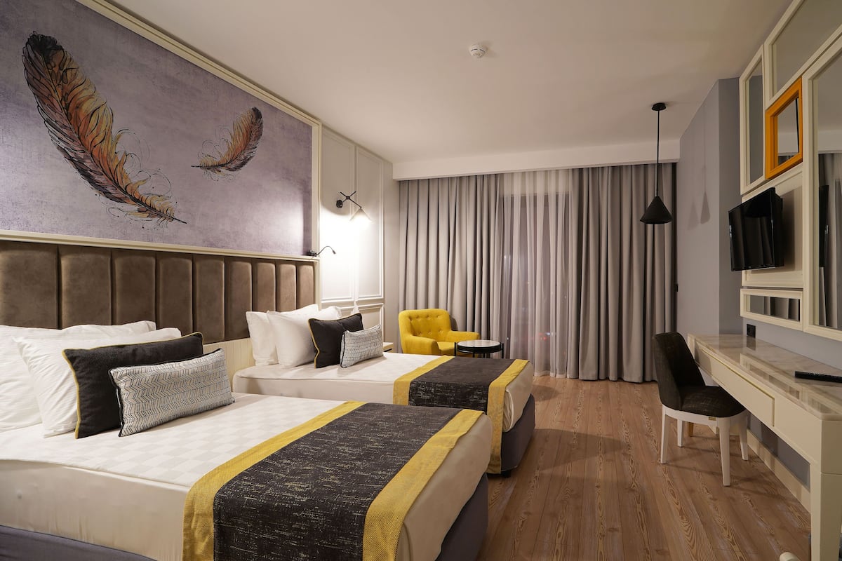 Economy Room | Minibar, soundproofing, free WiFi