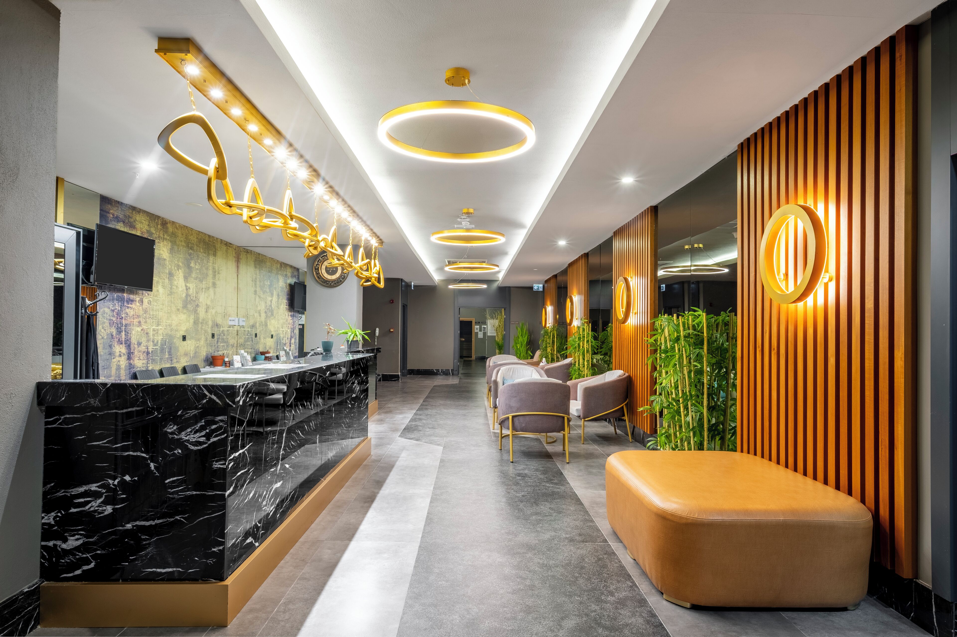 Sauna, ruang uap, dan pemandian Turki/hammam