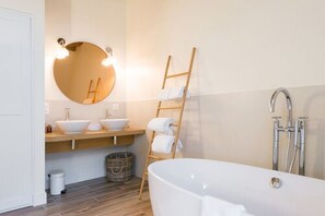 Zimmer (Les Sceaux) | Badezimmer