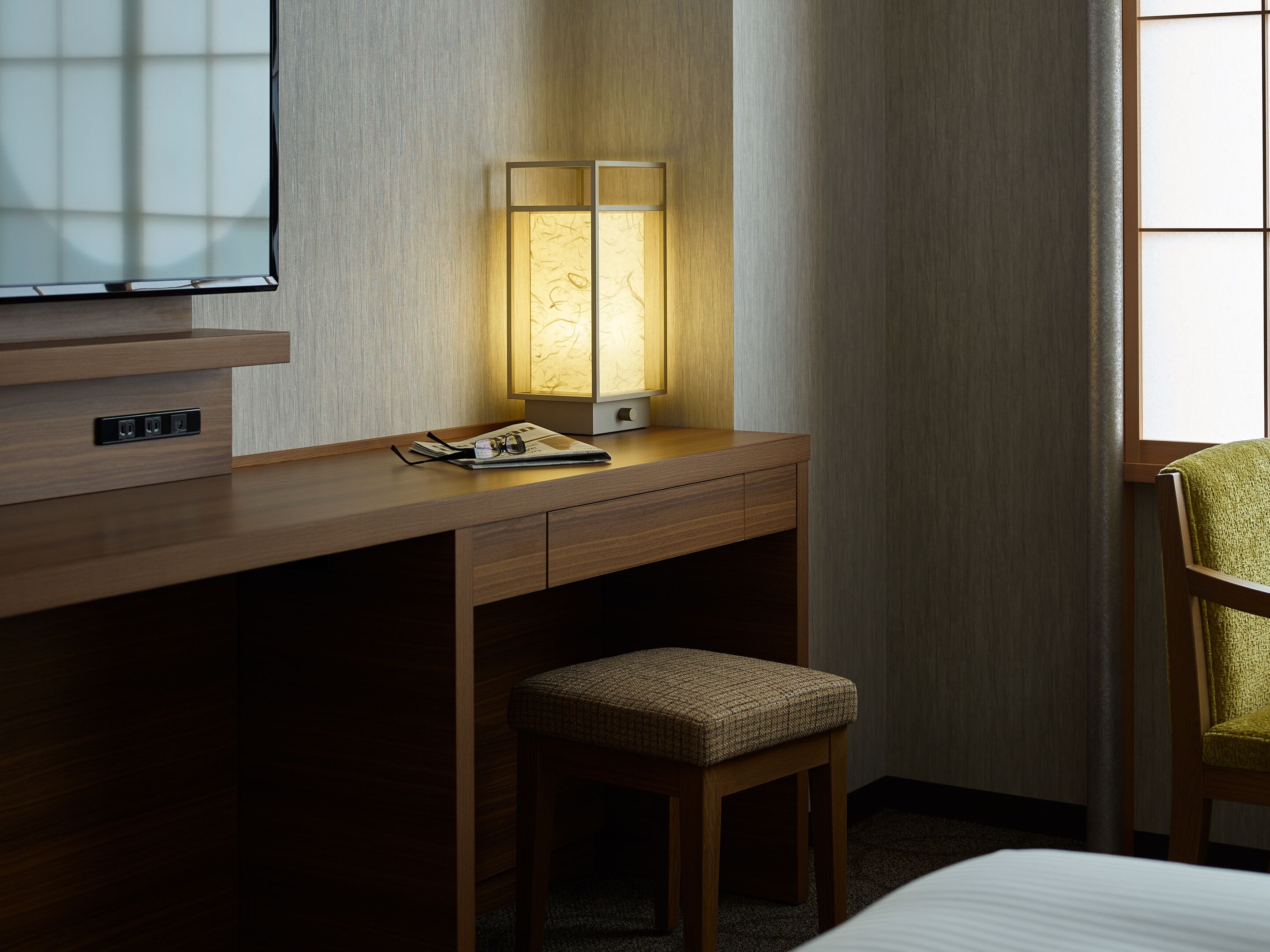 1 bedroom, down duvets, in-room safe, desk