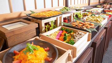 Café da manhã com buffet todos os dias (JPY 2860 por pessoa)