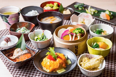 Mitsui Garden Hotel Kyoto Station - Image 11