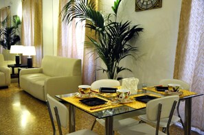 Dining - B&B Glamour (Palermo)