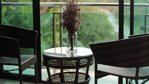 Standard Room, 1 King Bed, Non Smoking, Hill View - The Kiriwong Valley Vaillas & Restaurant (Lan Saka)