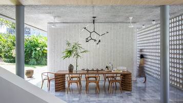 Four-Bedroom Private Pool Villa Sandiwara | 1 chambre, coffres-forts dans les chambres, bureau, rideaux occultants