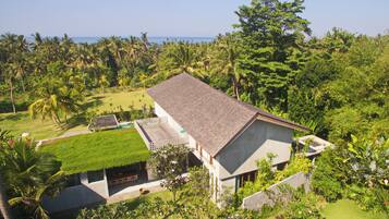 1 bedroom, in-room safe, desk, blackout drapes