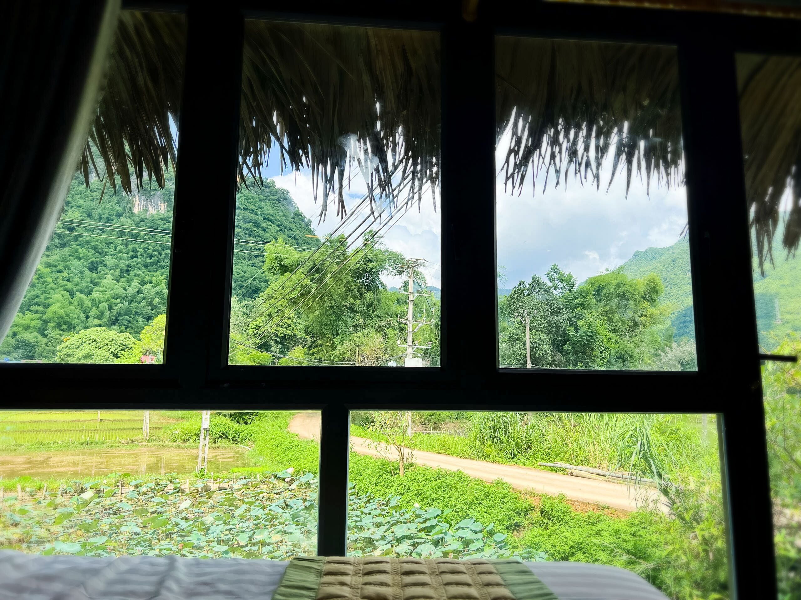 Minibar, individually decorated, desk, soundproofing