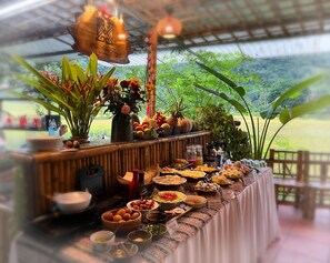 Petit déjeuner buffet