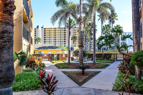 Surfside I 310 Minium 2 Bedroom Condo by RedAwning