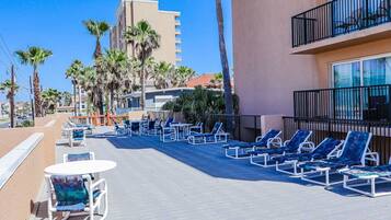 Condo, 3 Bedrooms | Terrace/patio