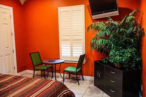 2 bedrooms, free WiFi