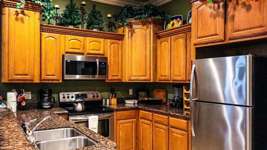 Lantana Landing 1 Minium 2 Bedroom Condo by RedAwning