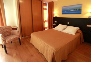 Double Room, Balcony