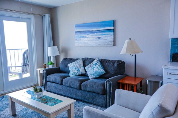 Condo, 1 Bedroom | Living area