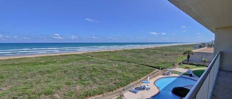 Appart'hôtel, 3 chambres | Balcon