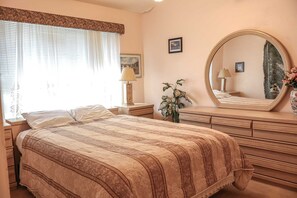 Maison en rangée, 2 chambres | 2 chambres, accès au Wi-Fi (inclus)