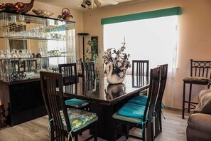 Townhome, 2 Bedrooms | Dining