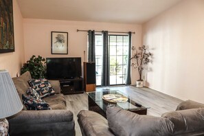 Maison en rangée, 2 chambres | Aire de séjour