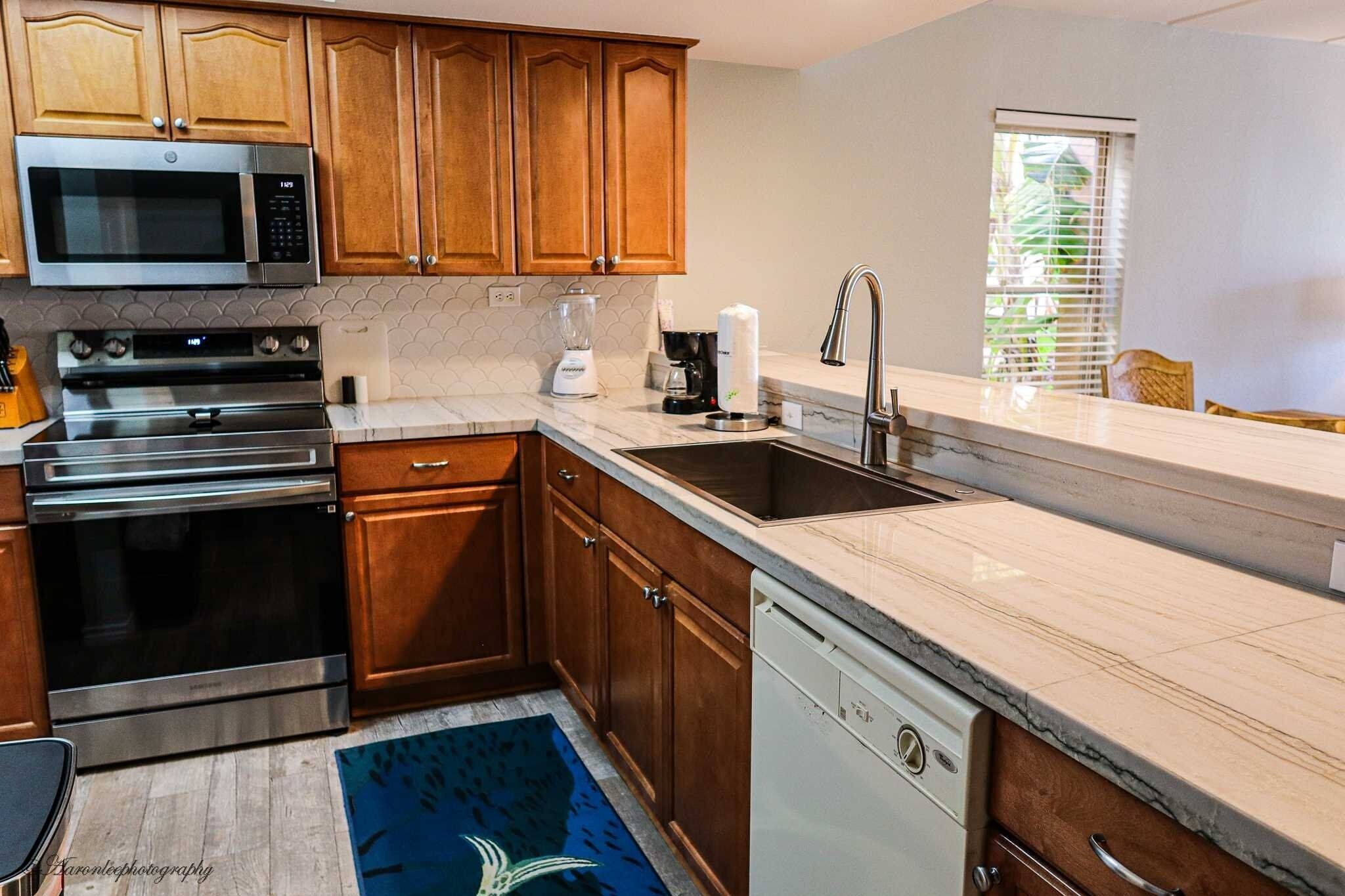 Condo, 2 Bedrooms | Private kitchen | Coffee/tea maker, fridge, oven, toaster