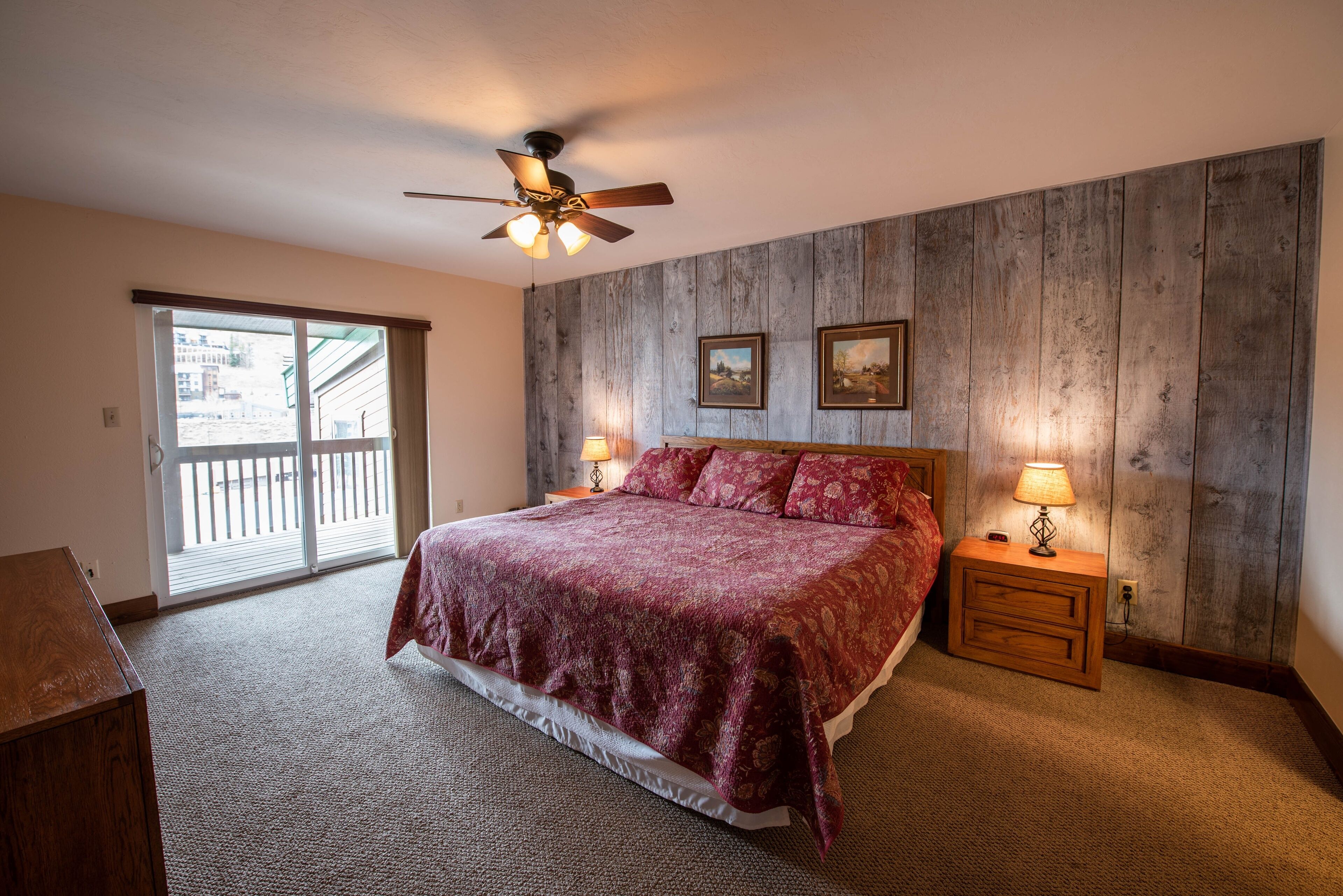 Evergreen 2br- Renovated Kitchen 2 Bedroom Condo - No Cleaning Fee! by RedAwning