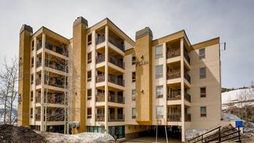 Condo, 2 habitaciones | Exterior