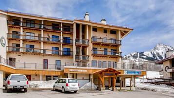 Condo, 1 Bedroom | Exterior