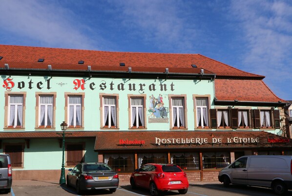 Front of property - Hostellerie de l'Etoile (Wasselonne)