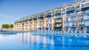 Indoor pool, outdoor pool, open 9:00 AM to 9:00 PM, pool loungers - Apartamenty Familijne-osiedle Feniks (Kolobrzeg)