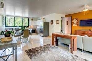 Apartment | Living room | Flat-screen TV - Stunning 2 Bed With Private Garden, ENCANTO ESTE 103 - By Salt-Kisses (Tulum)