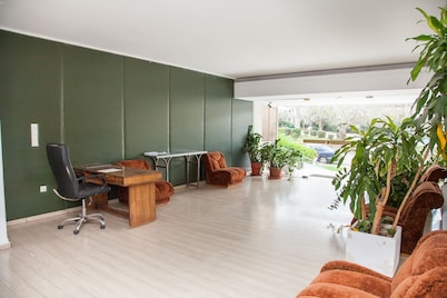 Glyfada Square Modern And Cozy Apartment