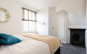Apartment, 4 Bedrooms, Non Smoking | 4 bedrooms, individually decorated, individually furnished - The Marylebone Residence (London)