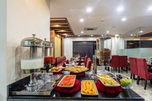 Daily buffet breakfast for a fee - Hotel Kutumba (Lalitpur)
