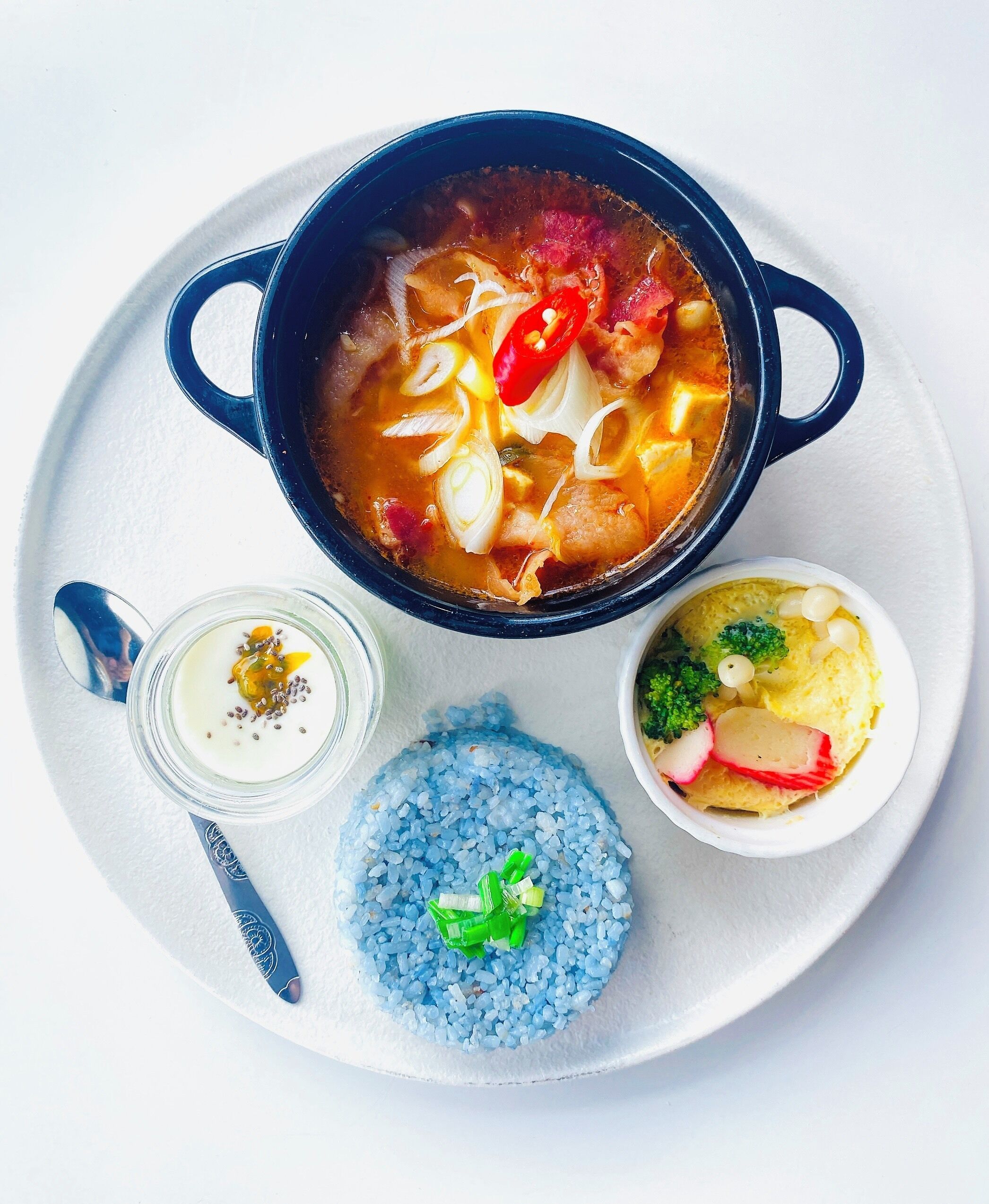 daily continental breakfast (vnd 200000 per person)