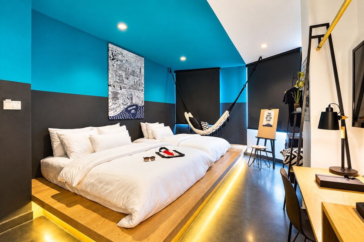 Family Nest | Premium bedding, down duvets, minibar, in-room safe