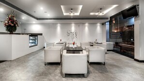 ロビー