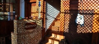 Kuscu Han Otel