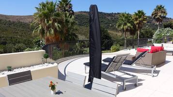 Apartment, 3 Bedrooms, Non Smoking | Terrace/patio