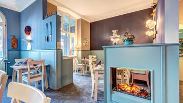 Tägliches inbegriffenes Frühstücksbuffet