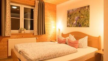 Apartment, 2 Bedrooms (Ferienwohnung 3) | Blackout drapes, soundproofing, iron/ironing board, cribs/infant beds