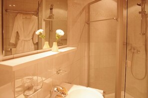 公寓, 1 間臥室 (Ferienwohnung 2) | 浴室 | 風筒、提供毛巾