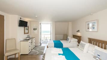 Standard Twin Room, Sea View | Free WiFi