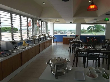 Restaurant. Diamond Crown Hotel Dawei