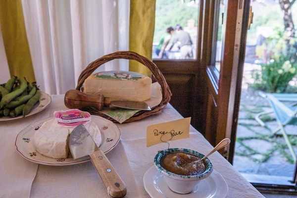 Petit déjeuner buffet servi tous les jours en supplément