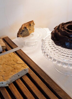 Petit déjeuner buffet (12 EUR par personne)