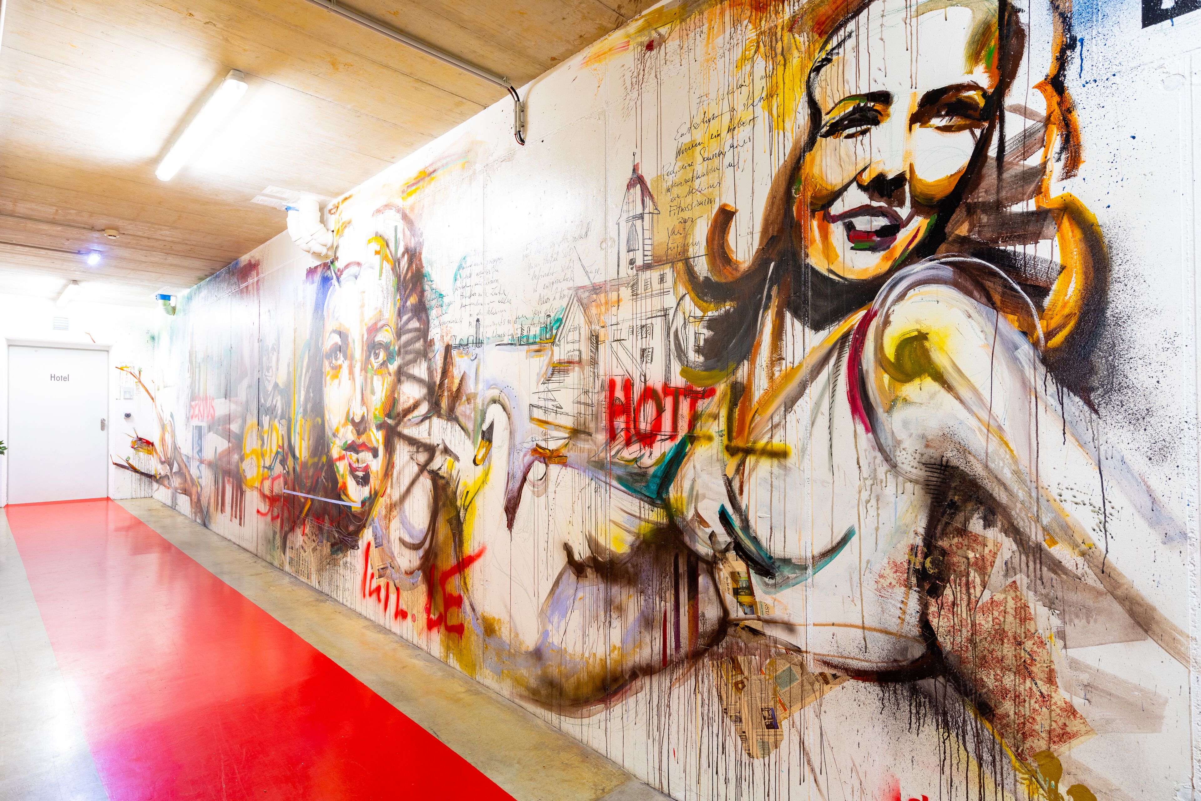 free parking nearby, extended parking (surcharge)