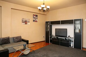 Télévision à écran plat