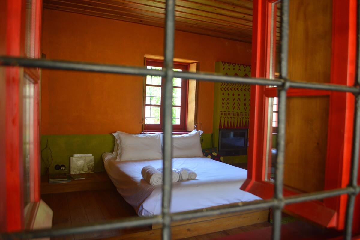 Phòng 3 Cao cấp, quang cảnh núi (Adrahti) | Bộ trải giường bằng vải cotton Ai Cập, bộ đồ giường cao cấp