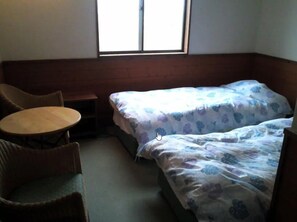 Private Vacation Home | 8 bedrooms, free WiFi, bed sheets